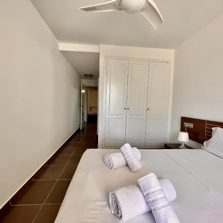 Denia Beach Apartment شقة *